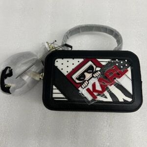 Karl Lagerfeld Paris Women'sSimone Camera Bag Black/Red